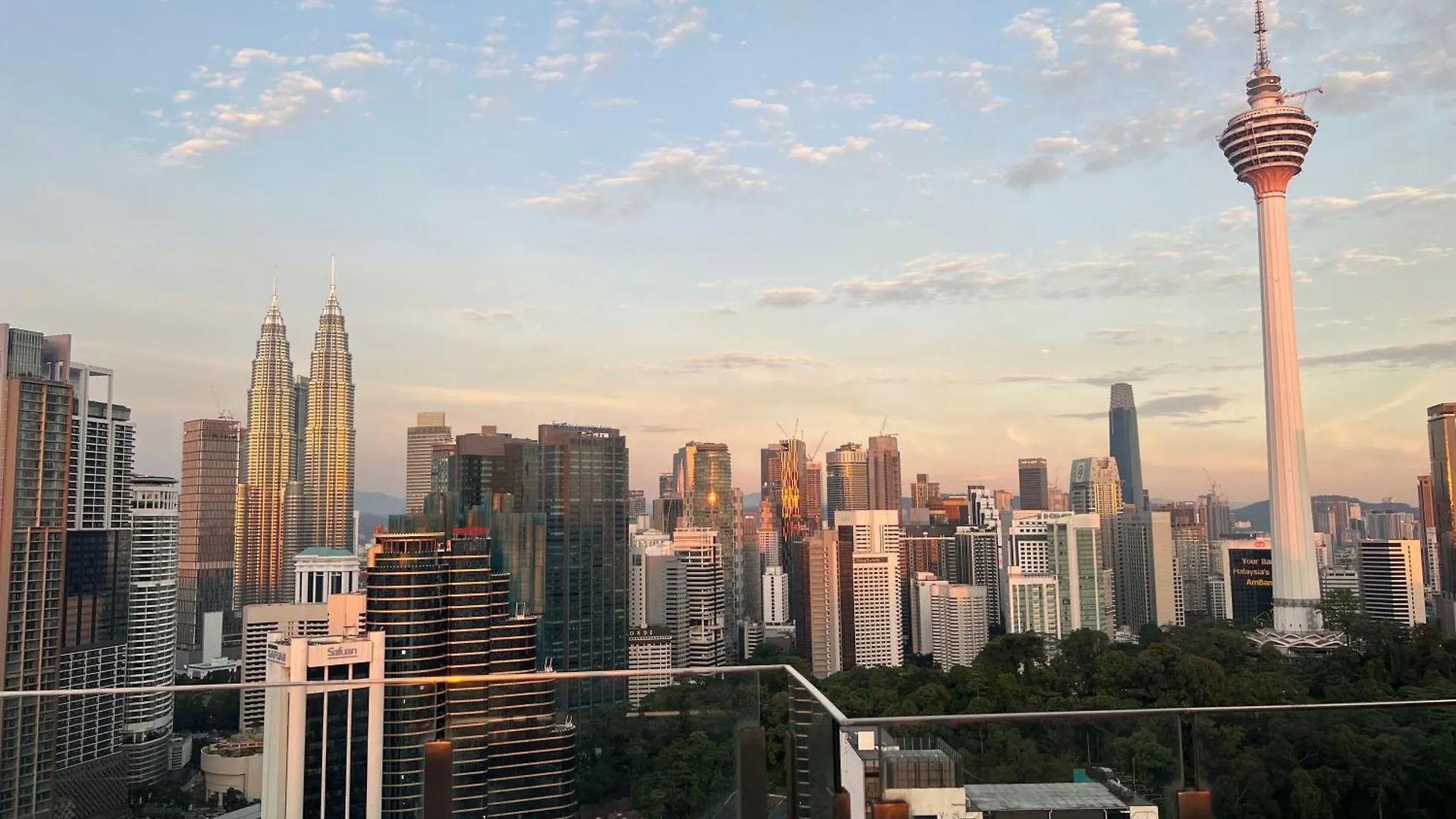Anggun Kl Mal Apartment Kuala Lumpur 0*,  Malaysia