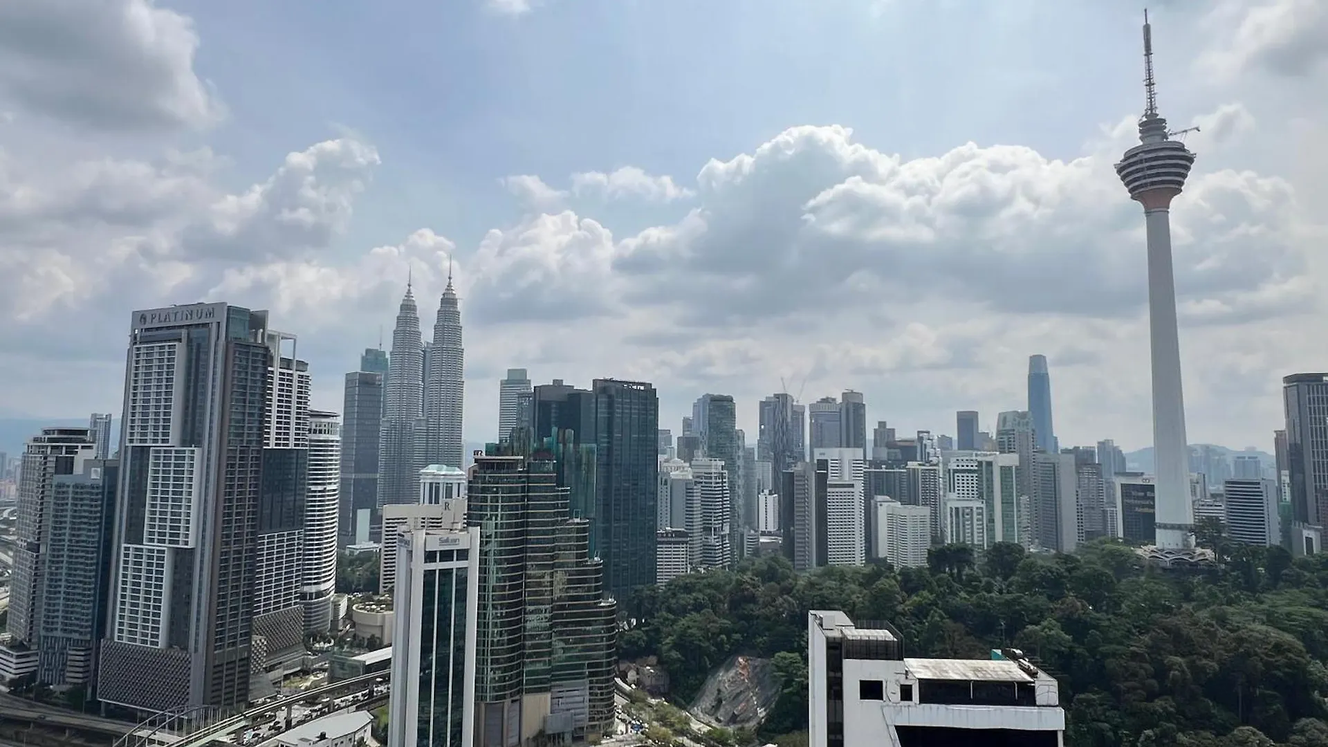 Anggun Kl Mal Daire Kuala Lumpur