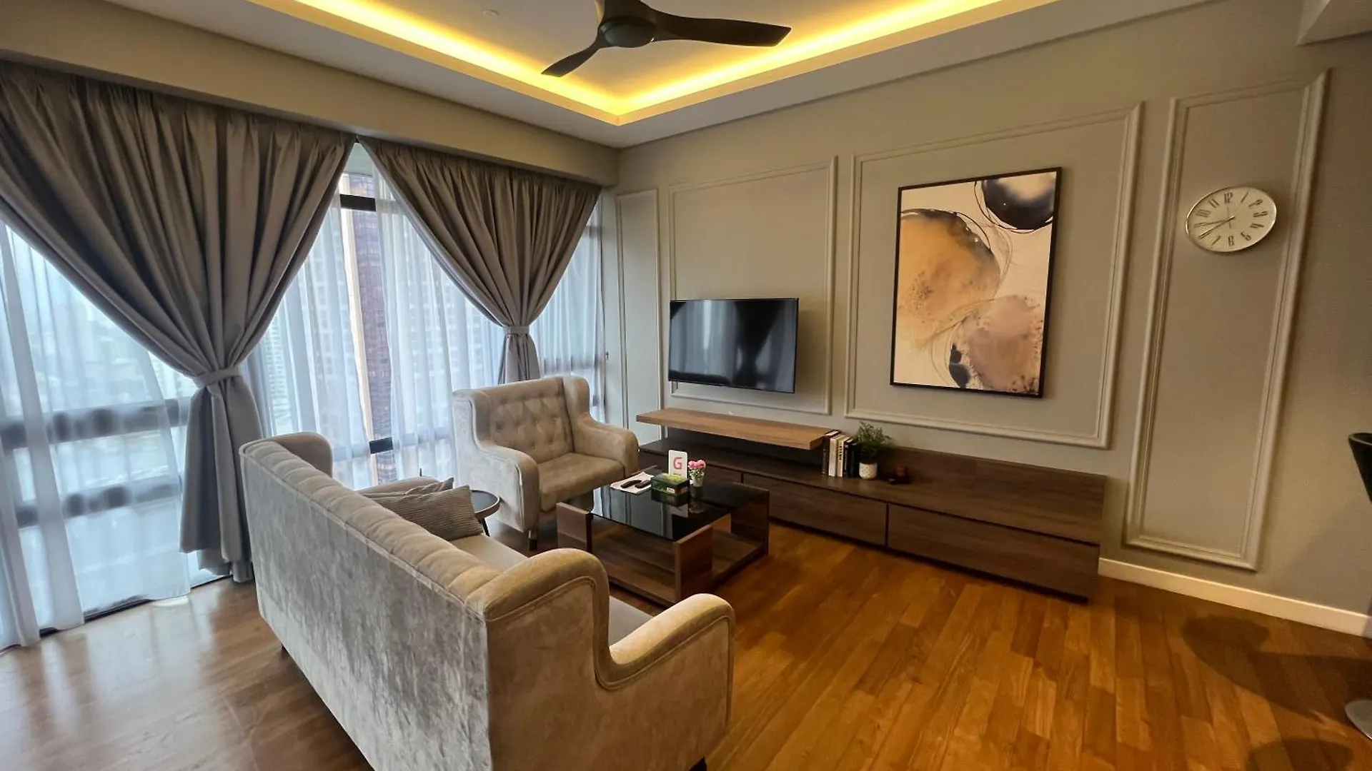 Anggun Kl Mal Daire Kuala Lumpur
