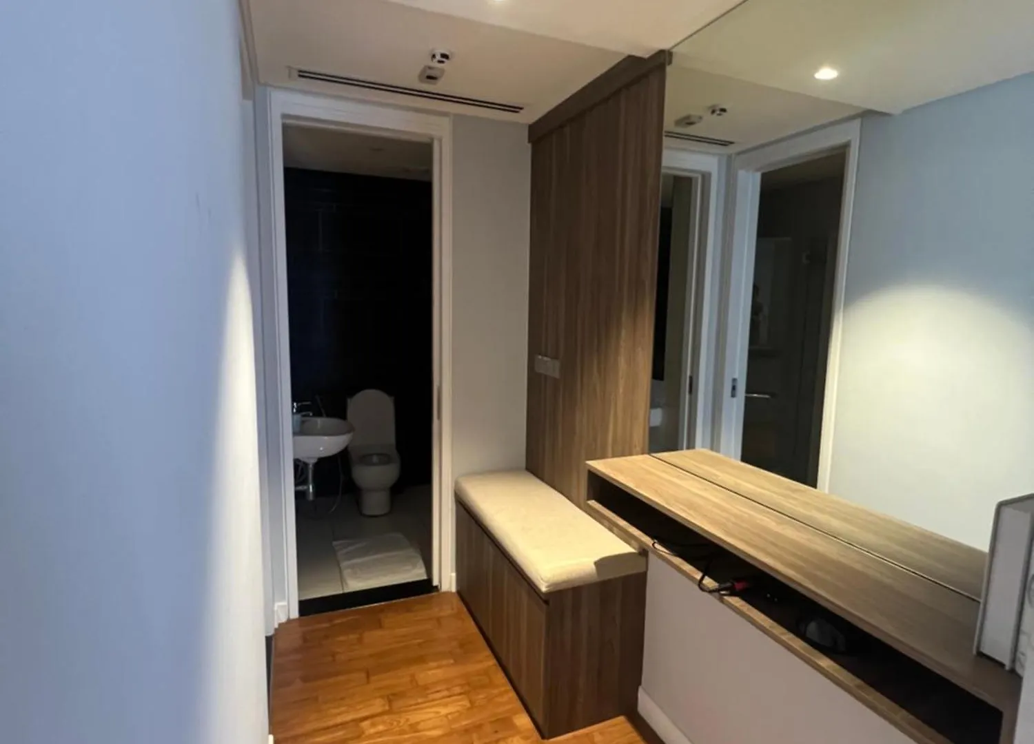 Anggun Kl Mal Daire Kuala Lumpur