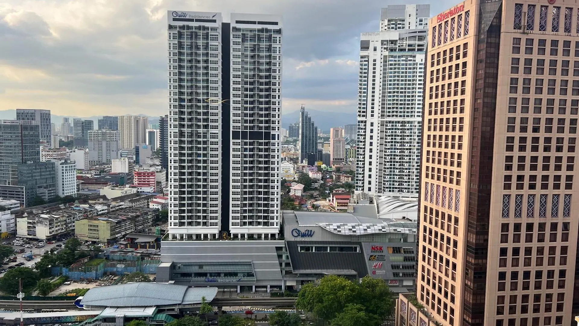 Anggun Kl Mal Daire Kuala Lumpur