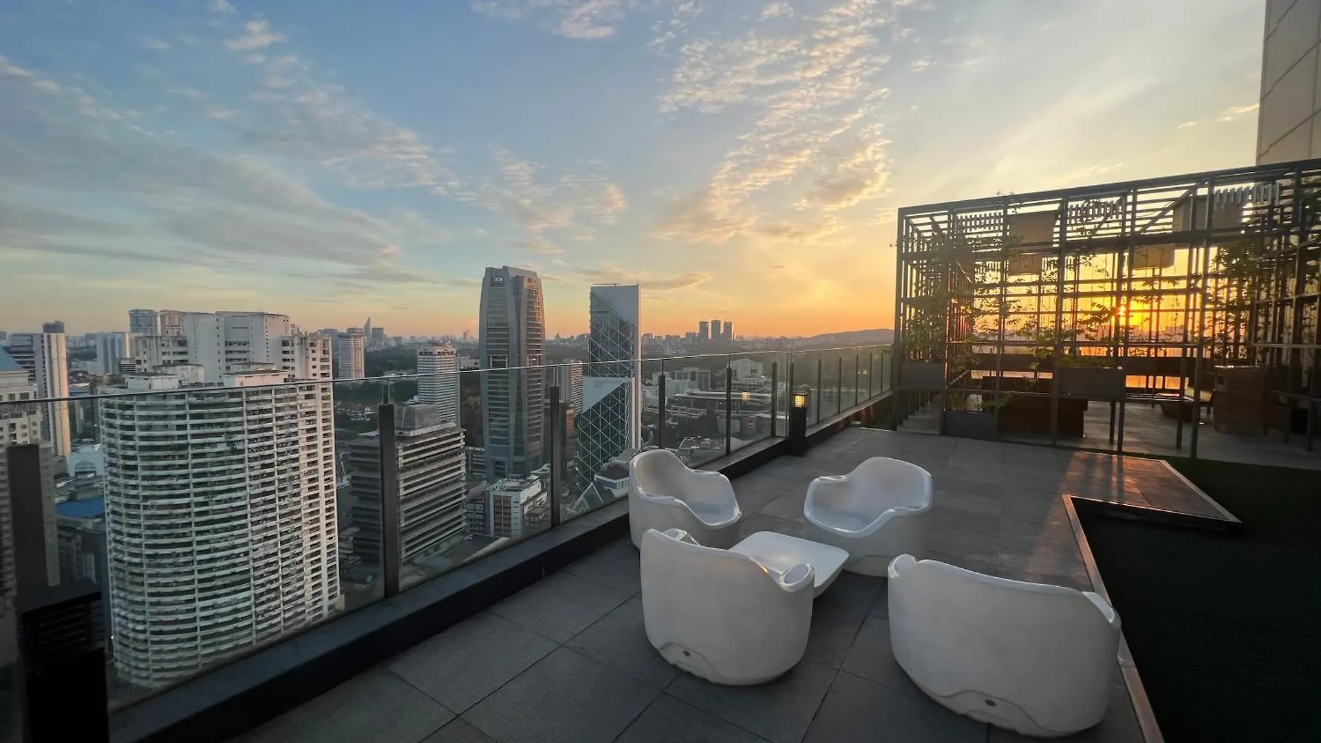 Anggun Kl Mal Daire Kuala Lumpur