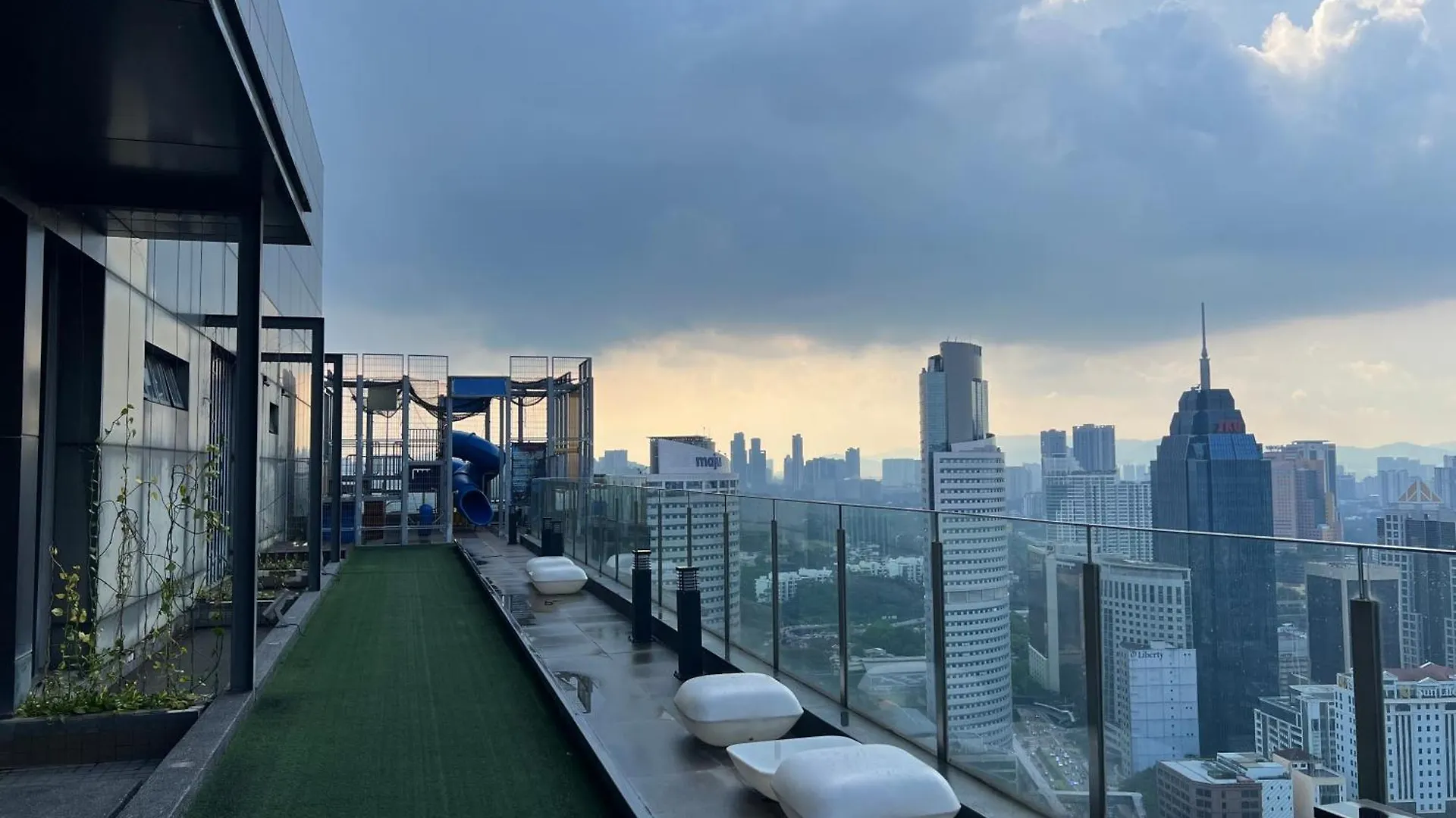 Anggun Kl Mal Daire Kuala Lumpur